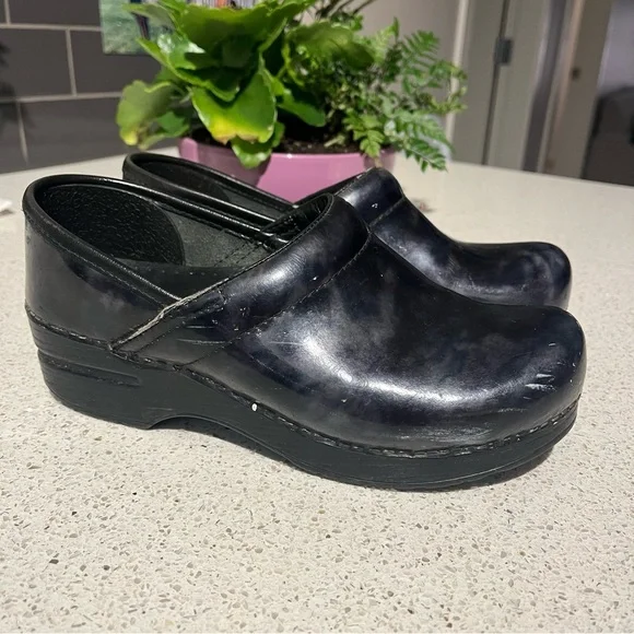 Dansko Sz 37 Clogs Non-Slip Nursing Shoes fits Women’s Sz 6.5-7 - Picture 4 of 16